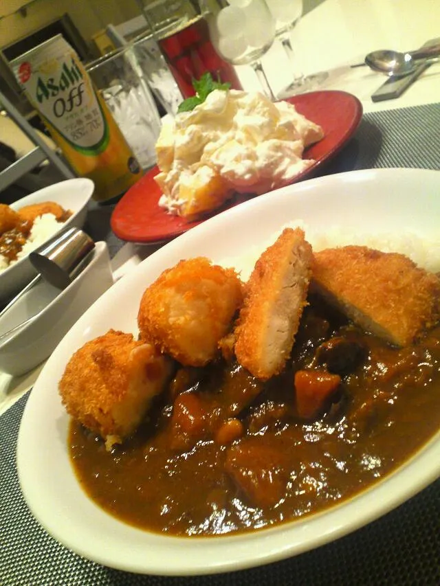 チキンカツとカニクリームコロッケのカレー|Hironobuさん