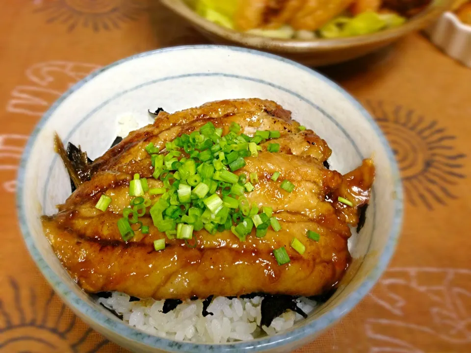 イワシの蒲焼丼|山城あいさん