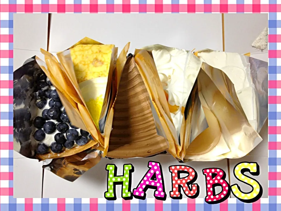 お土産HARBSのケーキ♡|さくちんさん