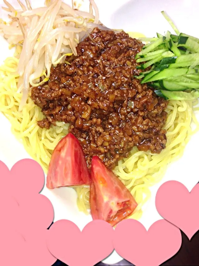 Snapdishの料理写真:ウチもジャージャー麺♡|マイさん