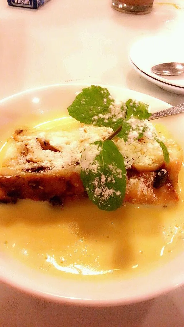 Snapdishの料理写真:bread pudding@6 2 10|sara_koyさん