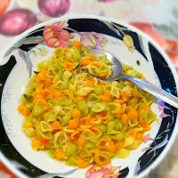 Sopa de fideos de caracoles|Albana Azzolinaさん