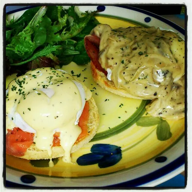 Egg Benedict & creamy mushroom on toast|warittha pさん