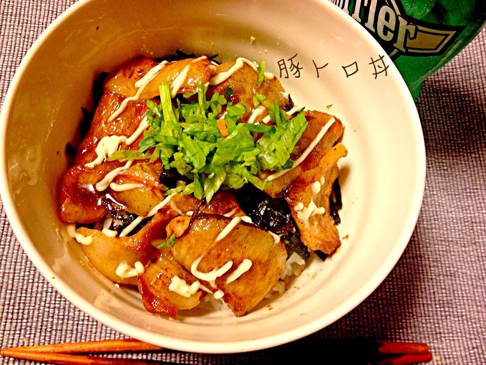 お夜食！豚トロ丼|のんちゃんさん