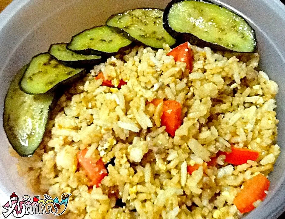 ✨Fried rice with ground beef and egg✨|Mare Kieさん