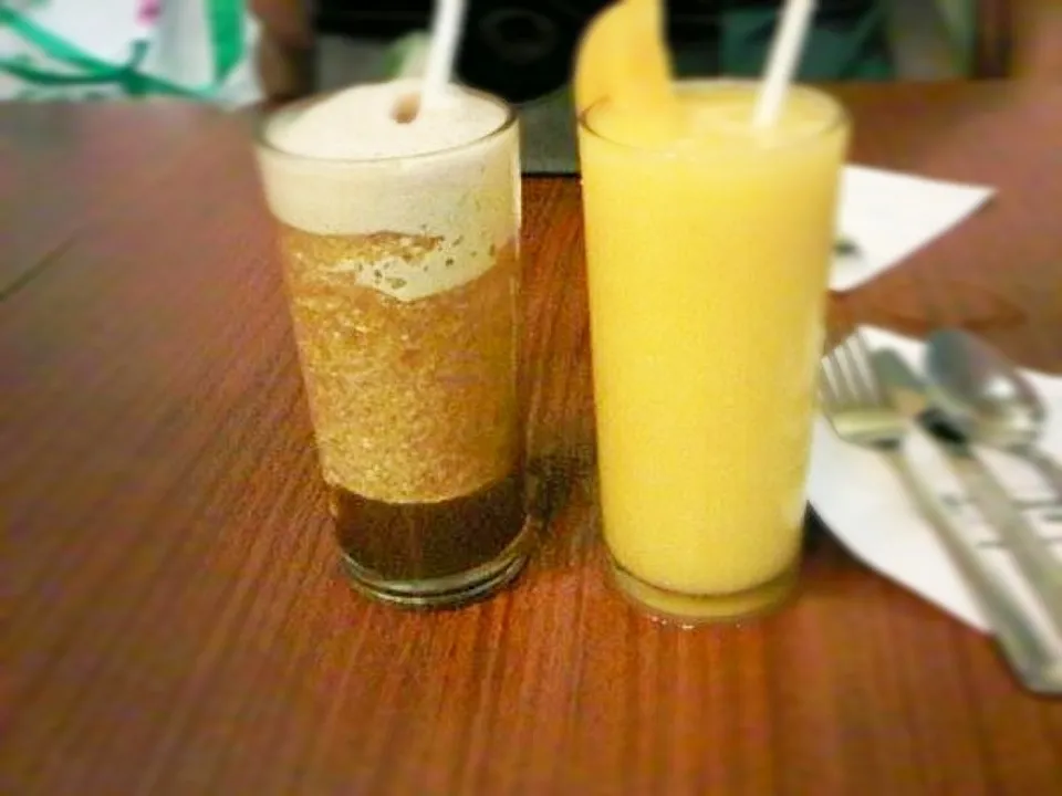 Aristocrat Iced tea & Fresh Mango  Shake!|iamfem05さん