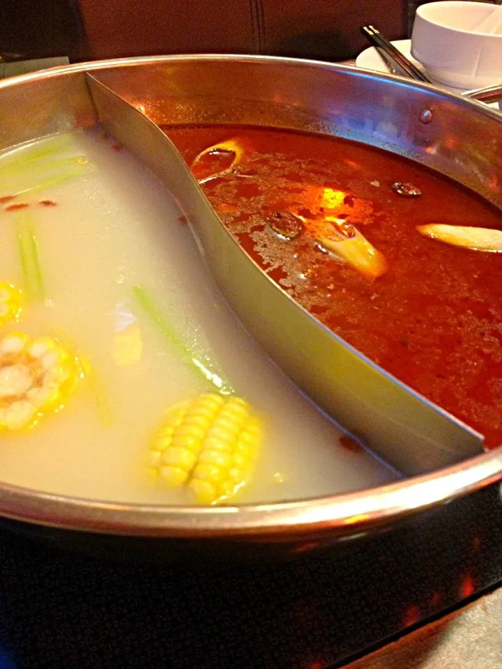 @ my favorite yin-yang hot pot|Queenさん