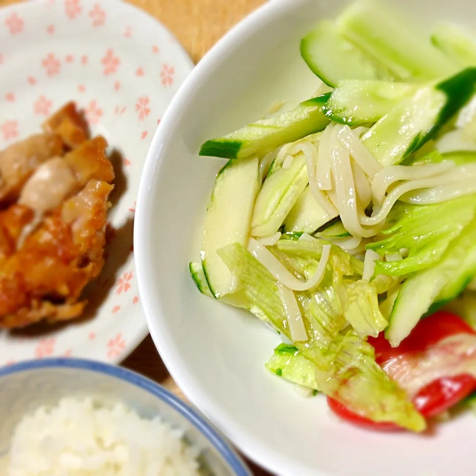 鳥の照り焼きと苦肉の策のキュウリと細いうどんのサラダ(^^;;|Ichimuraさん