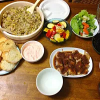 鰻と高菜と炒り卵の混ぜご飯
パプリカとズッキーニのピクルス
チキンステーキ(オニオンソースがけ)
茹で野菜と梅わさマヨネーズ
バゲット(明太サワークリーム添え)
ひじき煮|おとんさん