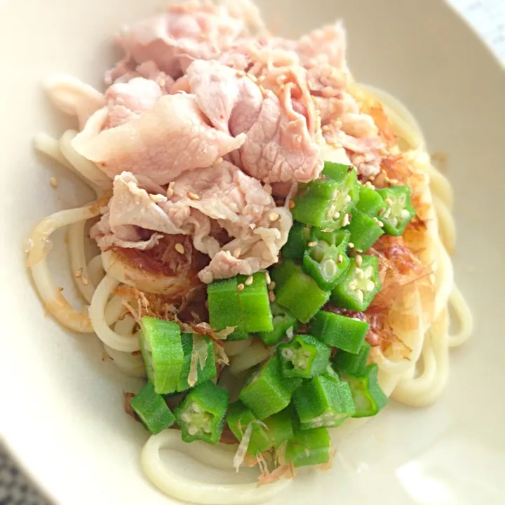 Snapdishの料理写真:オクラと豚肉のぶっかけうどん♡|airyⓂ︎さん