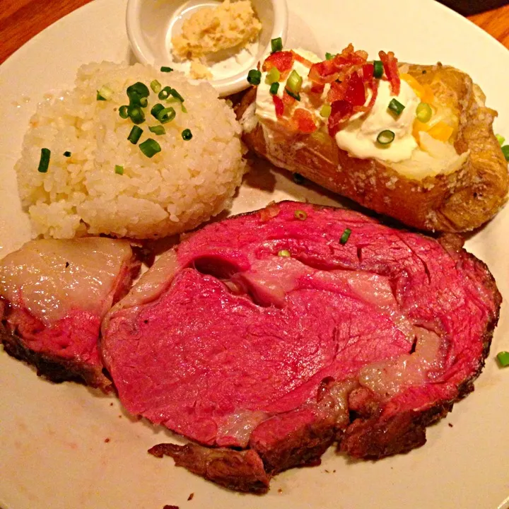 Snapdishの料理写真:Prime Rib 250g|うるお＝さん