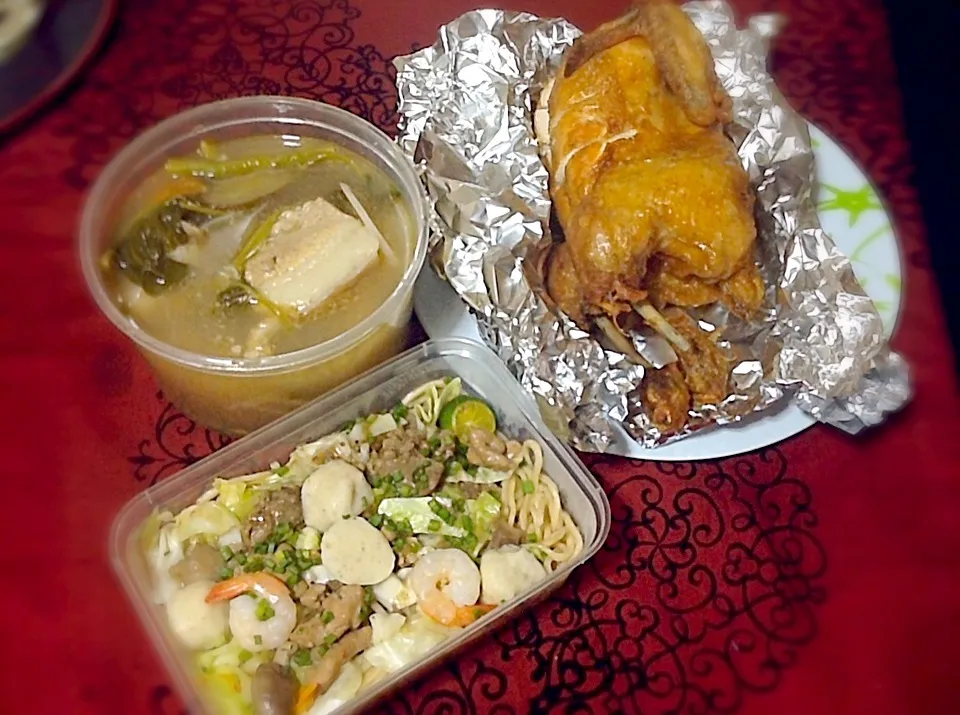 Family Fried Chicken, Sinigang na Baboy & Pancit Canton!|iamfem05さん