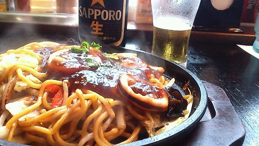 Snapdishの料理写真:イカあんかけソース焼きそば！|かんみぅさん