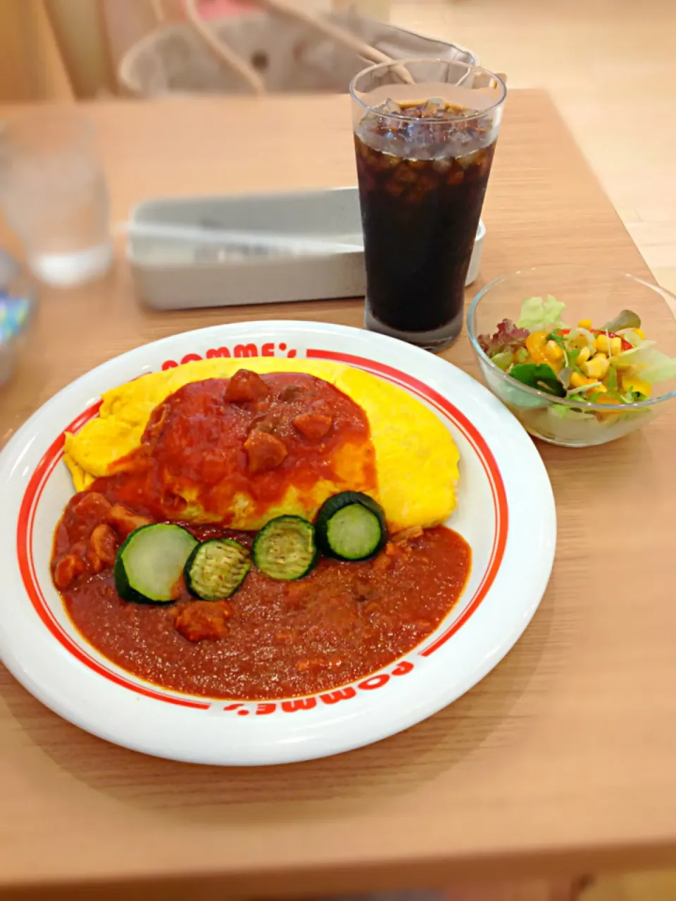 チキンとズッキーニのトマトカレーソースオムライス|竹内 小百合さん