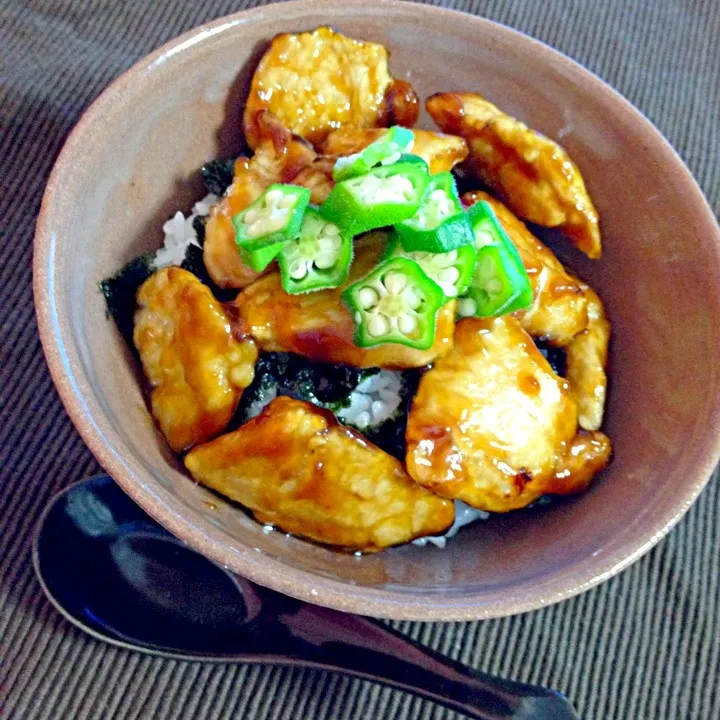 Snapdishの料理写真:鶏の照焼き丼|misakiさん