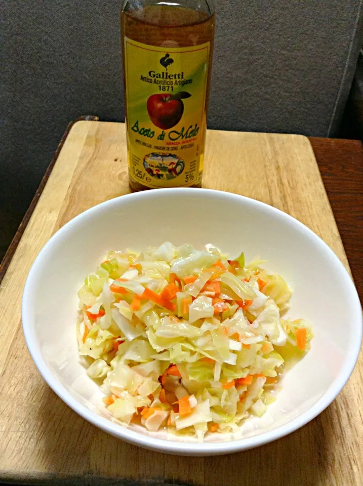 コールスロー南部スタイル           マヨネーズ不使用、アップルビネガーで。Coleslaw Southern Style.|yorikoさん