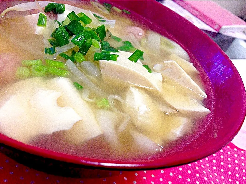 豆腐の入った中華スープ＊遅めの晩御飯に＊|ゆりさん