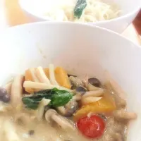 Snapdishの料理写真:グリーンカレーつけ麺|Rie Takaiさん