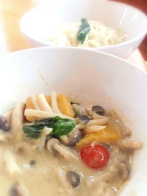 Snapdishの料理写真:グリーンカレーつけ麺|Rie Takaiさん