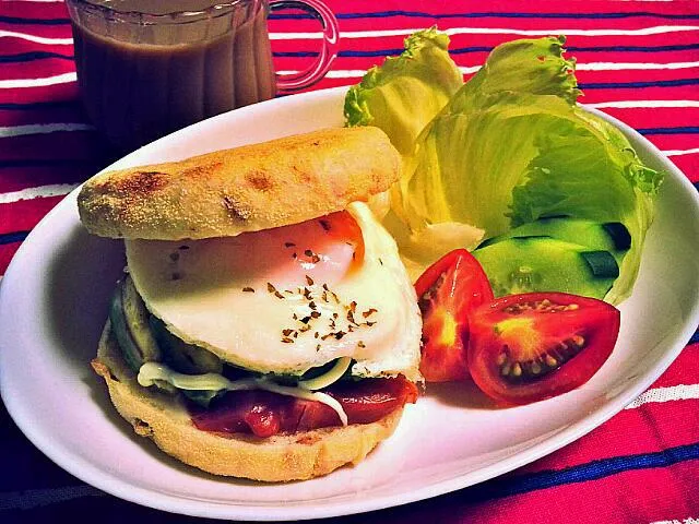 ﾗｲ麦ｲﾝｸﾞﾘｯｼｭﾏﾌｨﾝのｱﾎﾞｶﾄﾞ月見ｻﾝﾄﾞ♪♪|ゆきんこさん