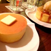 Snapdishの料理写真:お昼はオサレにパンケーキ（笑）|ケイタさん