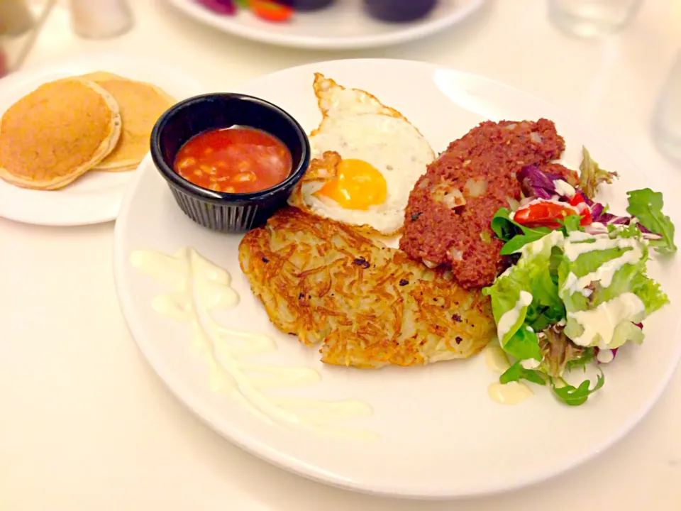 Corned Beef Hash & Eggs|Kelvin Chenさん