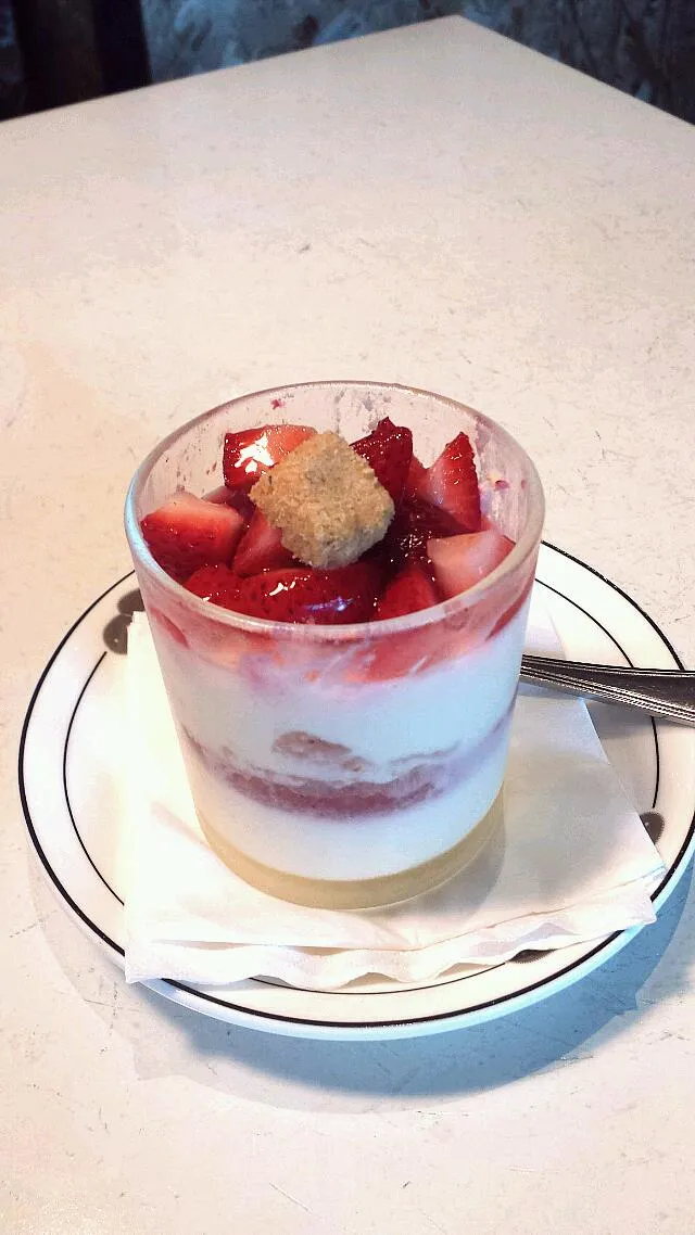 Strawberry Cheesecake! ♡|shiman blueeさん