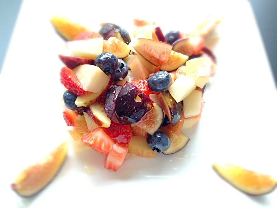 Fruit salad with figs|@namamotoさん