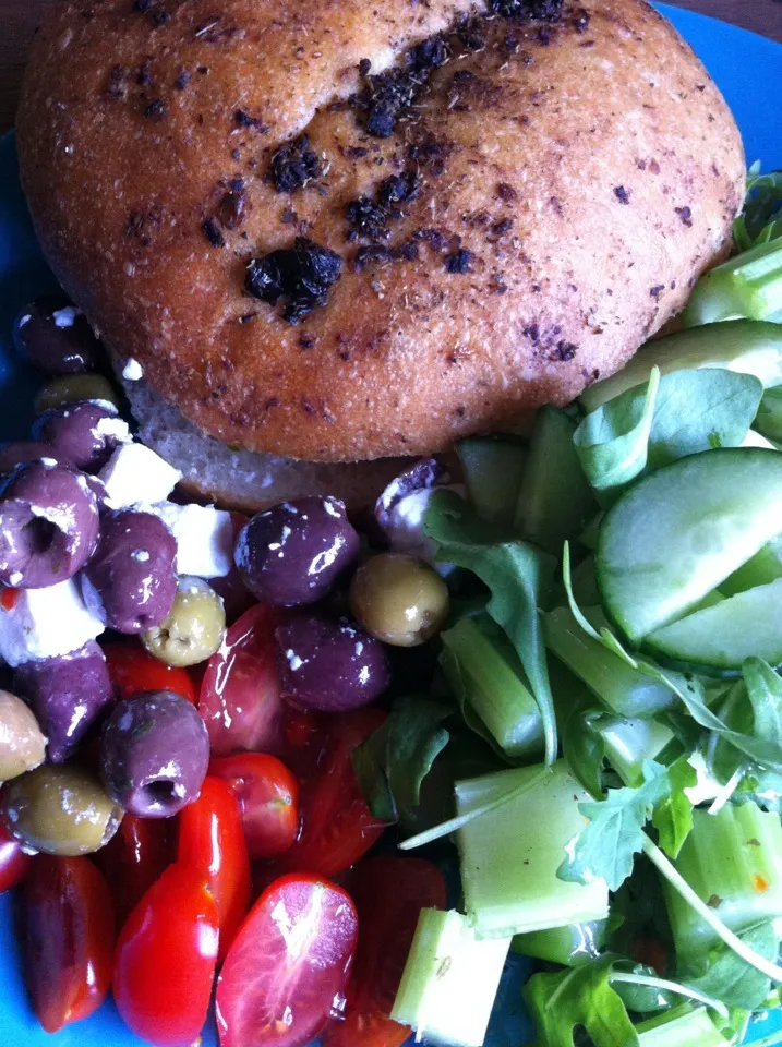 Snapdishの料理写真:Olives, tomatoes. feta cheese & green salad with  olive bread roll|Nick Hiderさん