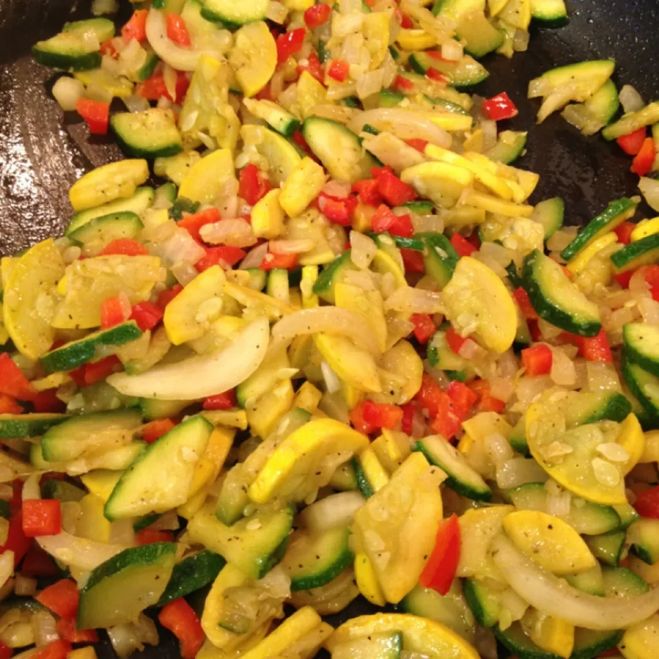 Sautéed onions, peppers, zucchini & squash|Curt Chillさん