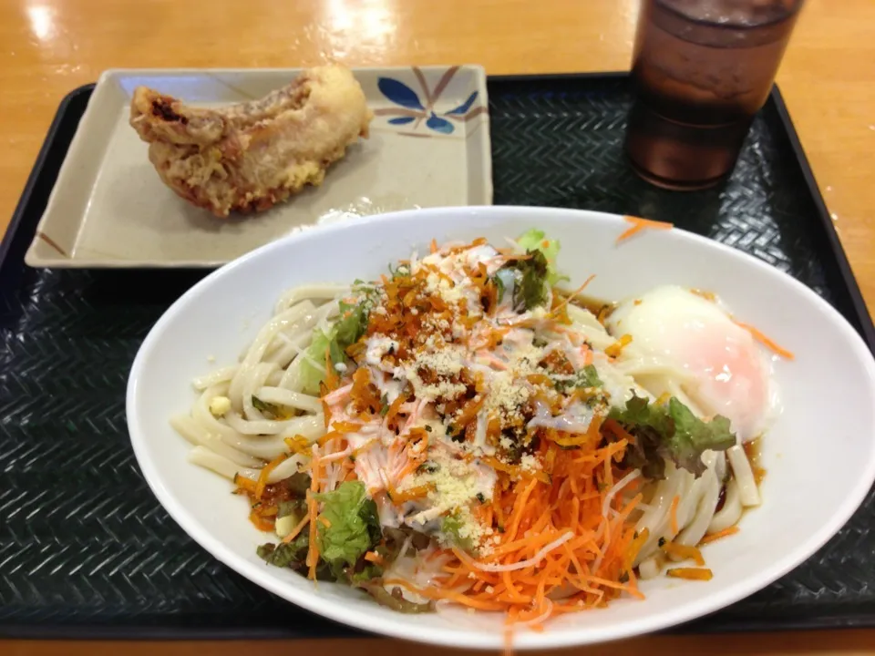 はなまるうどん 半日野菜のシーザーサラダうどん|古山さん