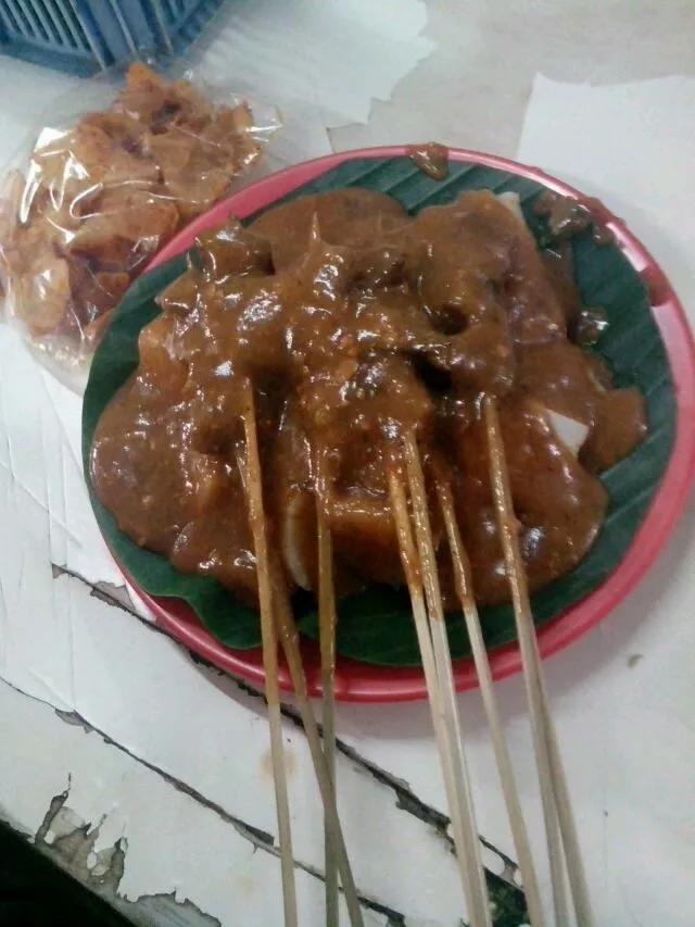 Snapdishの料理写真:sate padang  #indonesianfood|josephine agnes yarisさん