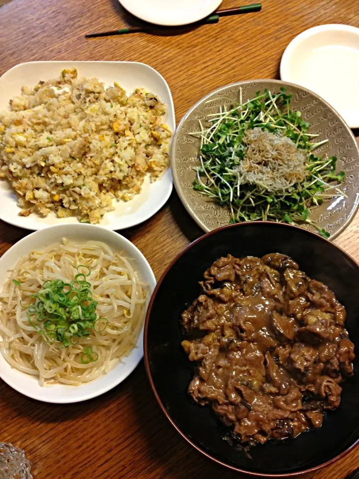 ★なすと牛肉の味噌煮★焼飯★もやしナムル★かいわれじゃこ|三宅 里美さん