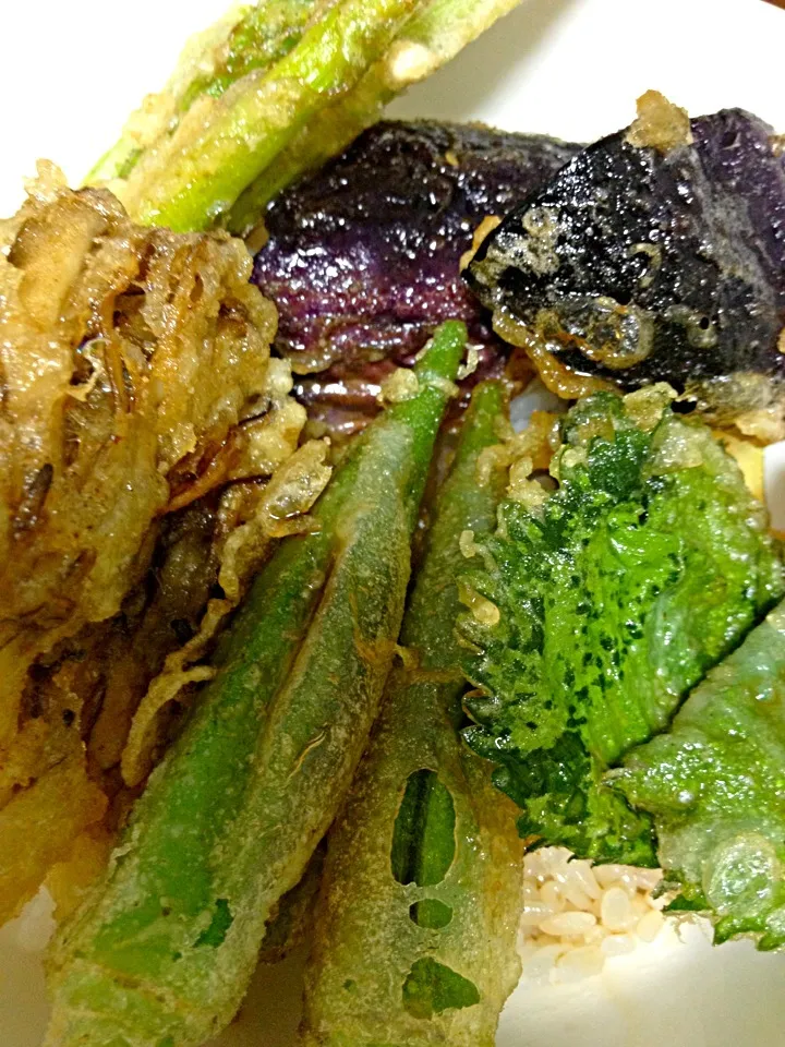 Snapdishの料理写真:揚げ物:野菜たっぷり天丼|まるちーずさん