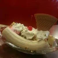 banana split..
anyone?? sweetie..|yessaさん