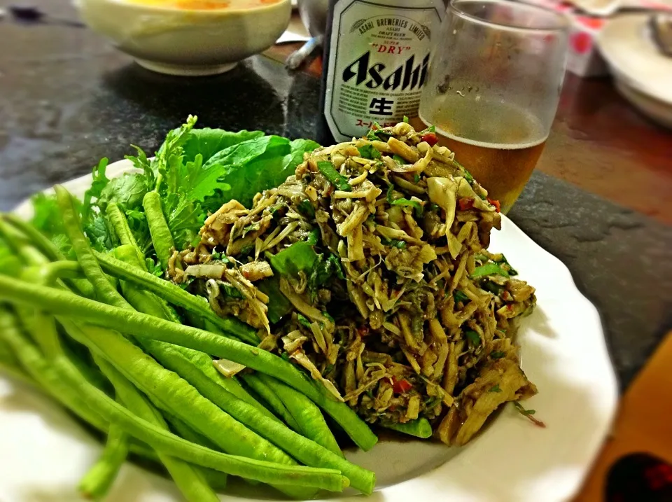 ยำหน่อไม้ใส่น้ำปู๋ bamboo shoot salad northern style|krittさん