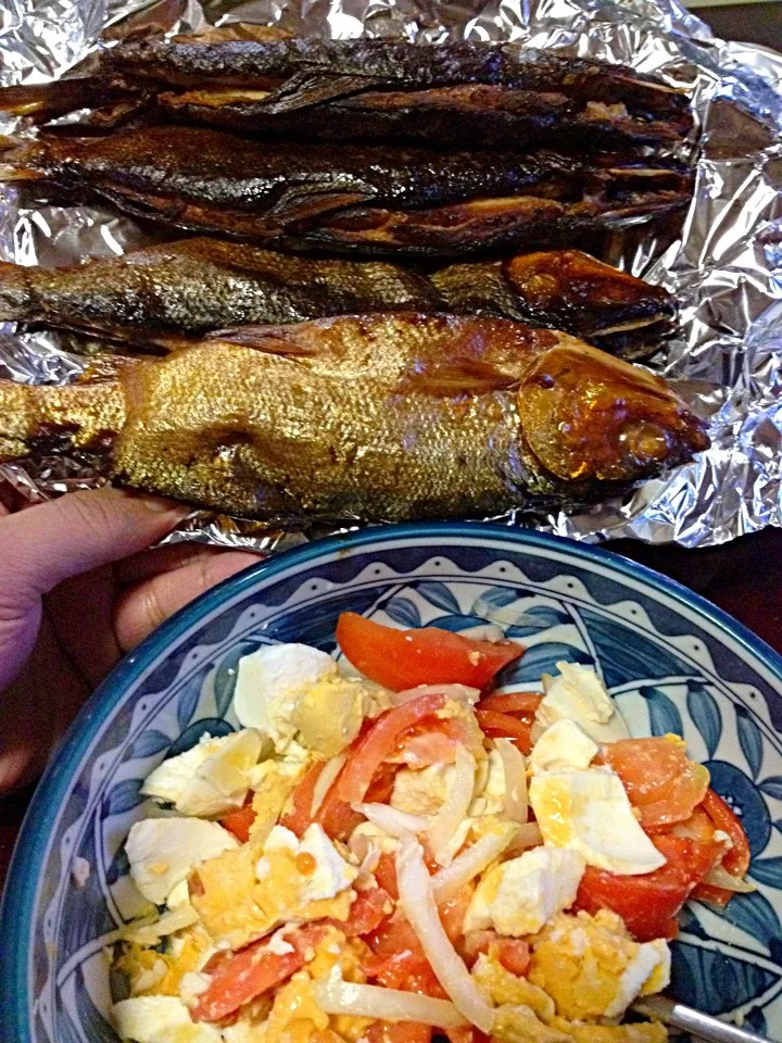 tinapang bangus(smoked milkfish) and homemade itlog maalat(salty egg)  : )|Len(^_−)−☆さん