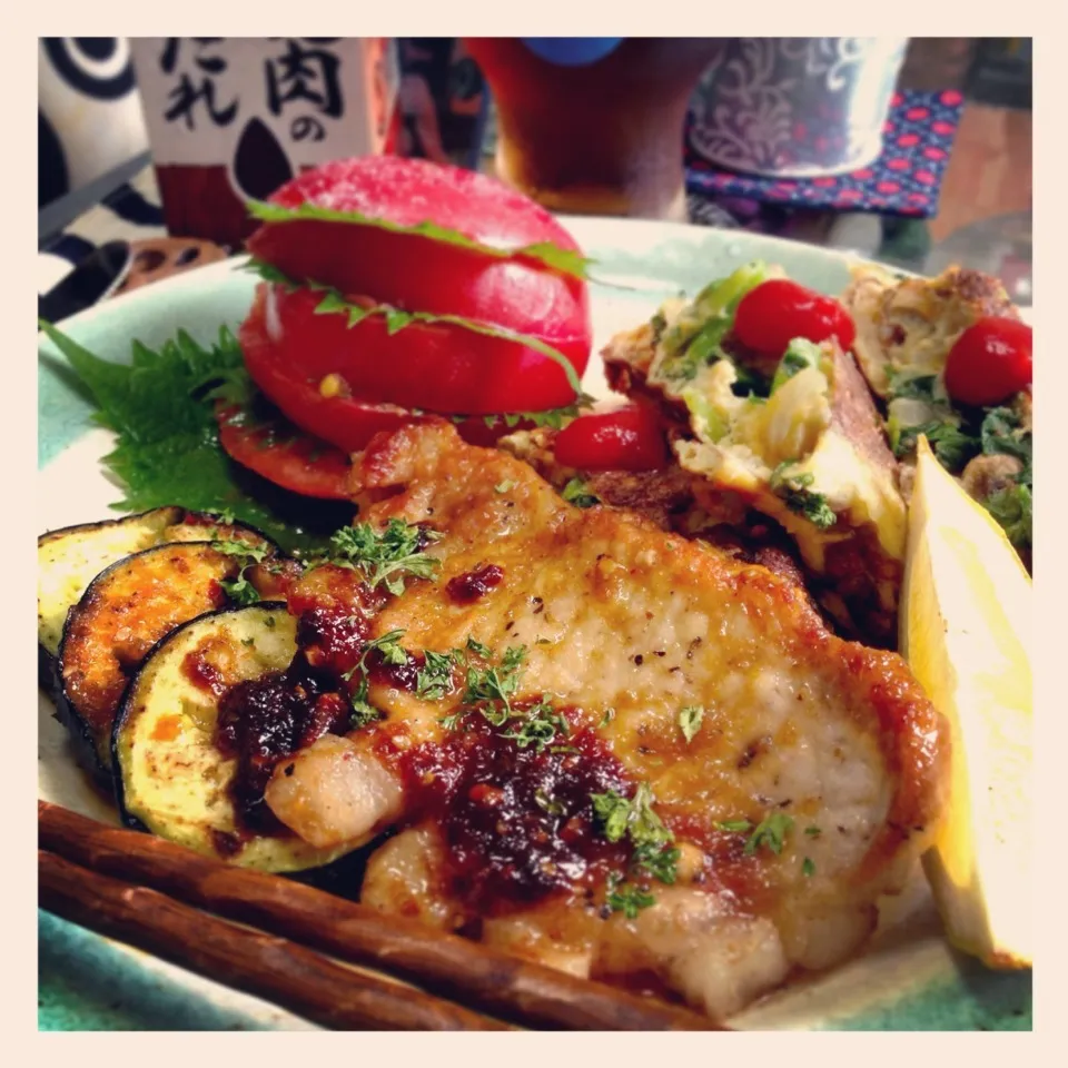 今日のトモコンダテは創味焼肉のたれでトンテキプレート🐖🍳🍴💨|🇯🇵ともこちゃん。さん