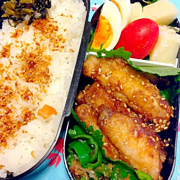 Snapdishの料理写真:すっかり忘れてたよ、パパお弁当|江口亜梨子さん