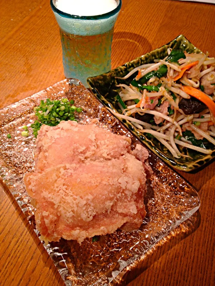 Snapdishの料理写真:もも肉一枚塩唐揚げ＆野菜炒め|プラムてつ。さん