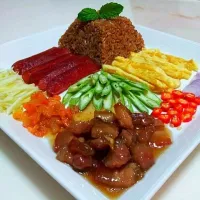 Snapdishの料理写真:ข้าวกล้องคลุกกะปิผัด