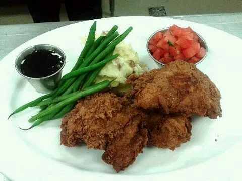 Perfect Fried Chciken dressed in a Maple Bourbon Reduction, Creamy Smashed Potatoes, Steamed Haricot Verte, & a Watermelon-Tomato Mint Salad.|Bryan S. Mooreさん