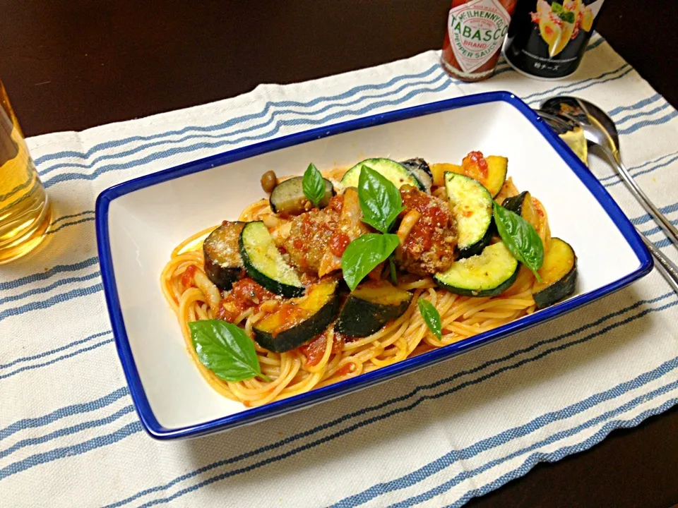 Snapdishの料理写真:夏野菜トマトソーススパゲッティ|恭子さん