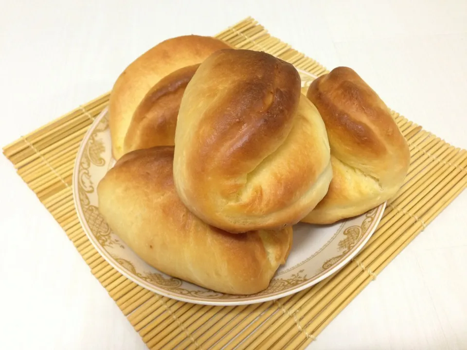 Snapdishの料理写真:🍞 Parker House Rolls|✨강민지✨さん