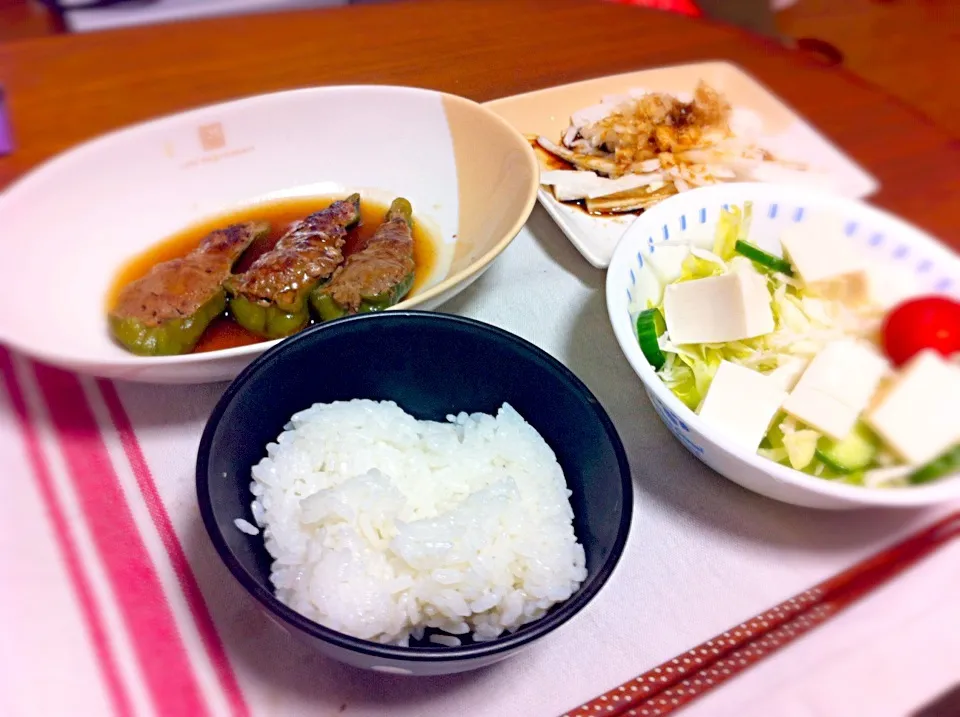 ピーマンの肉詰め、豆腐のサラダ、長いもの短冊|カナエさん