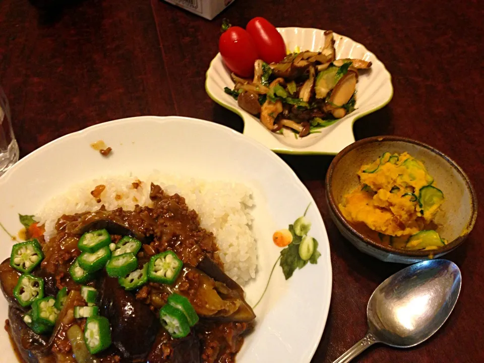 ナスのキーマカレー カボチャサラダ きのことセロリの炒め物|香山ありすさん