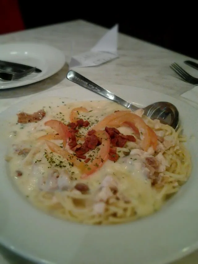 Pasta meal white carbonara|Mohd Saifulさん