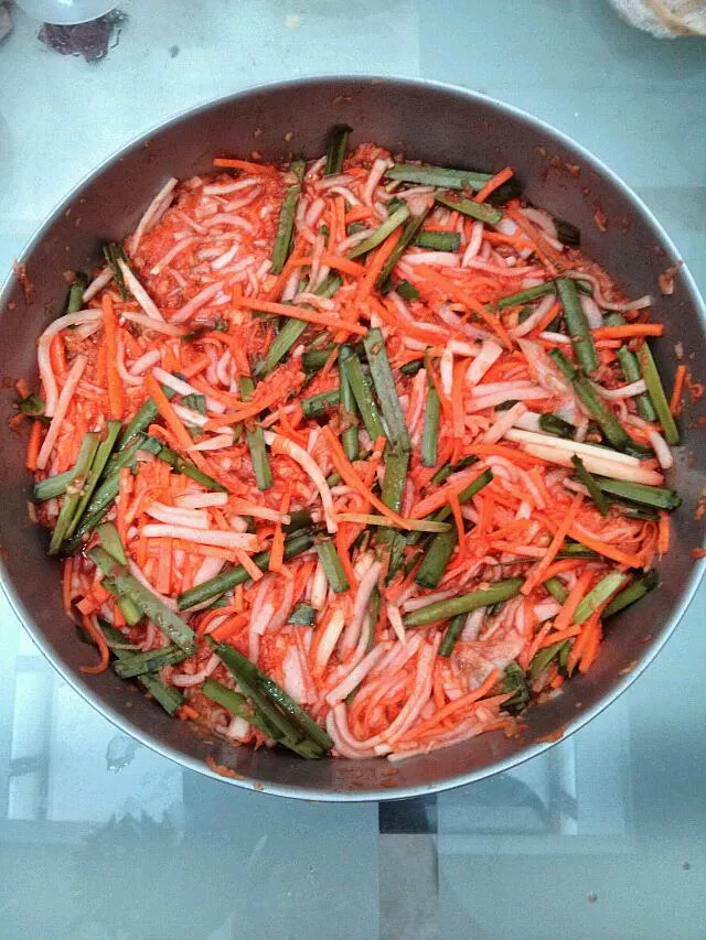 kimchi making in process|chow yin huiさん