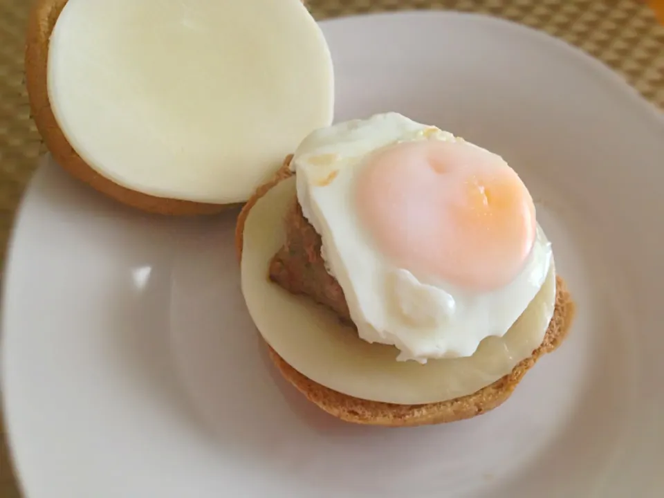 Pouched egg provolone turkey sausage breakfast Sammie|Gary Langerさん