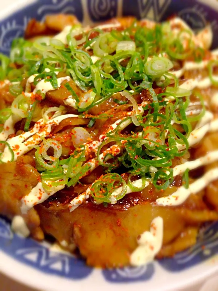 鶏肉のっけ丼|悠雫さん